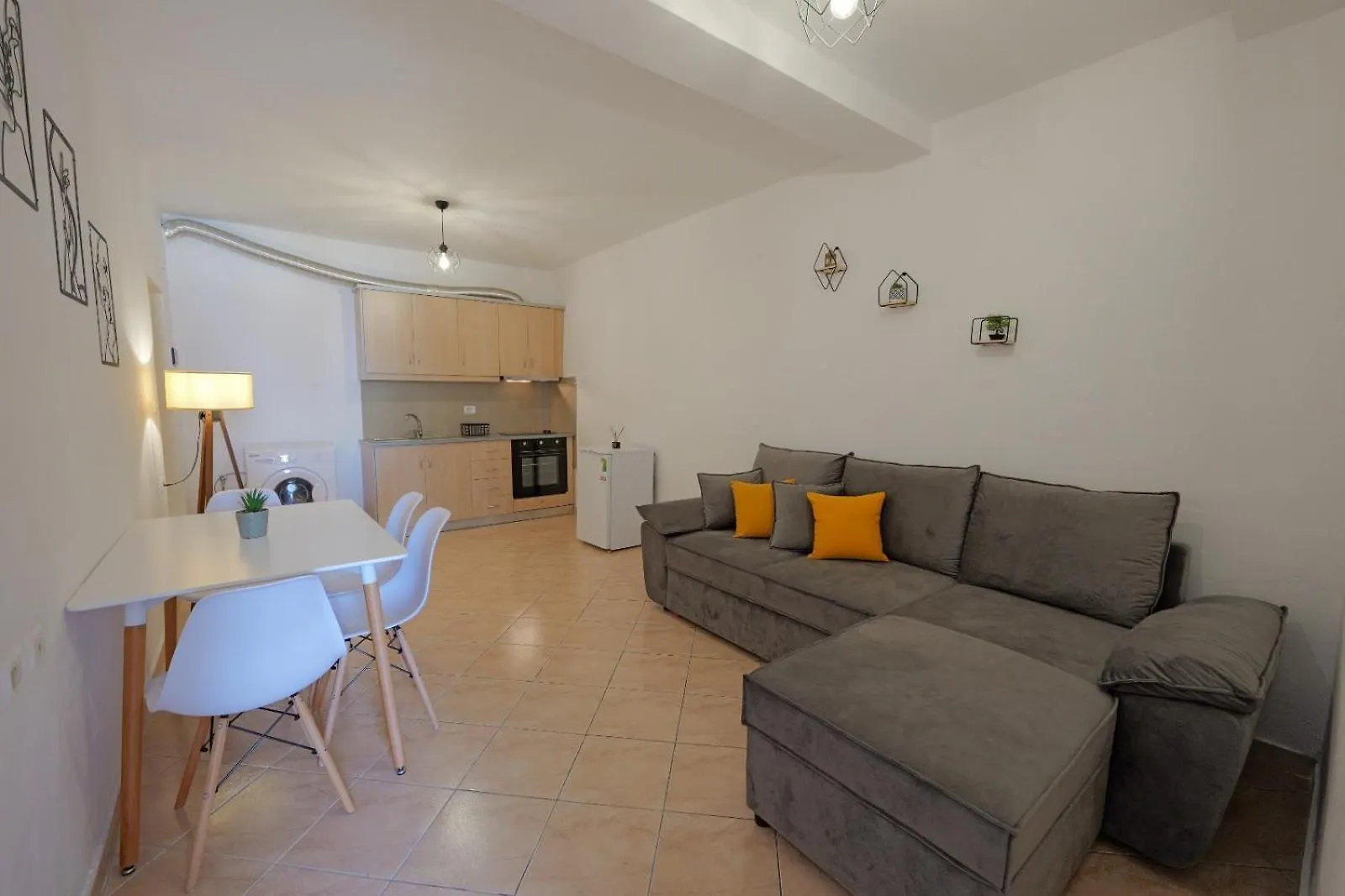 Budo Apartments Sarande
