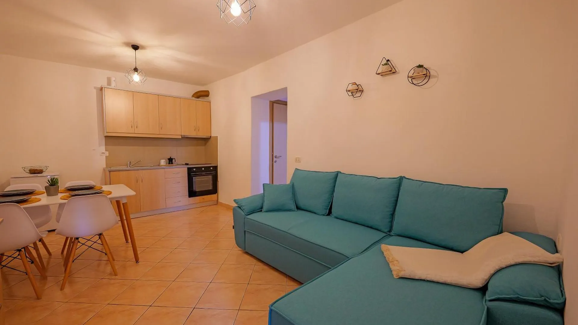 Budo Apartments Sarande