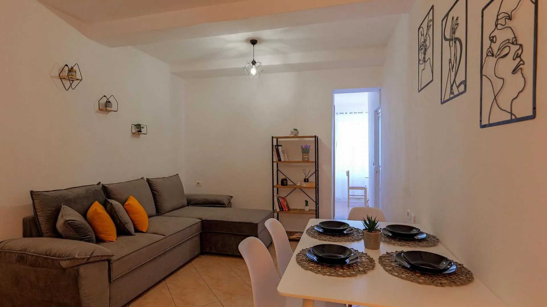 Budo Apartments Sarande
